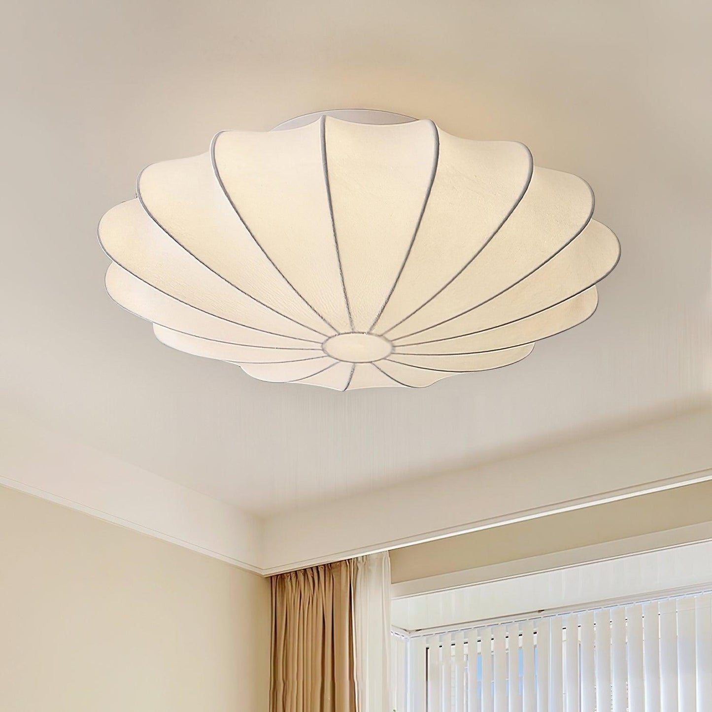 Plafonnier design minimaliste forme coquillage blanc