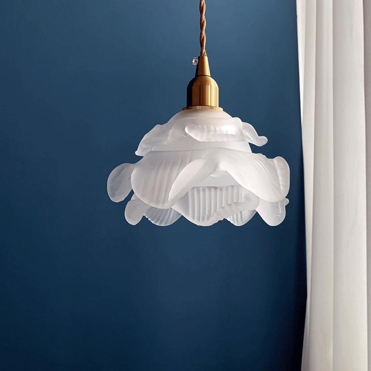 Suspension vintage verre pétales blanc cuivre doré