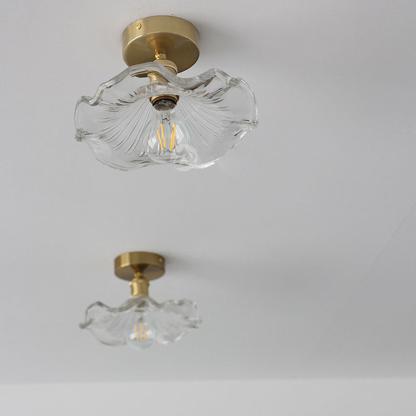 Plafonnier vintage verre vert forme hibiscus dorée