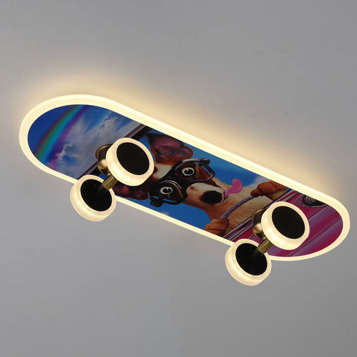 Plafonnier LED design skateboard pour chambre enfant