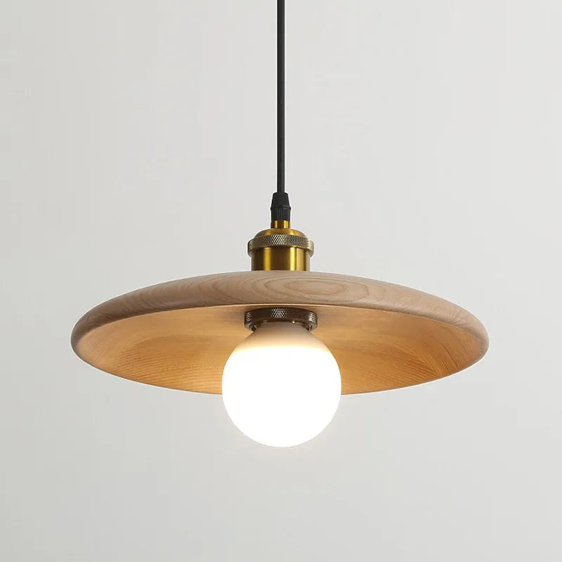 Suspension scandinave bois naturel et laiton doré