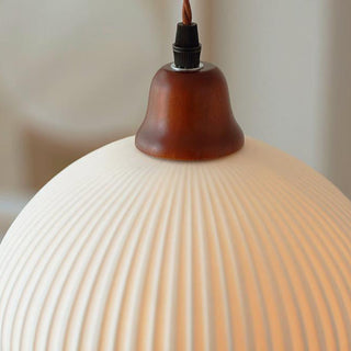 Suspension japonaise vintage en céramique plissée et bois