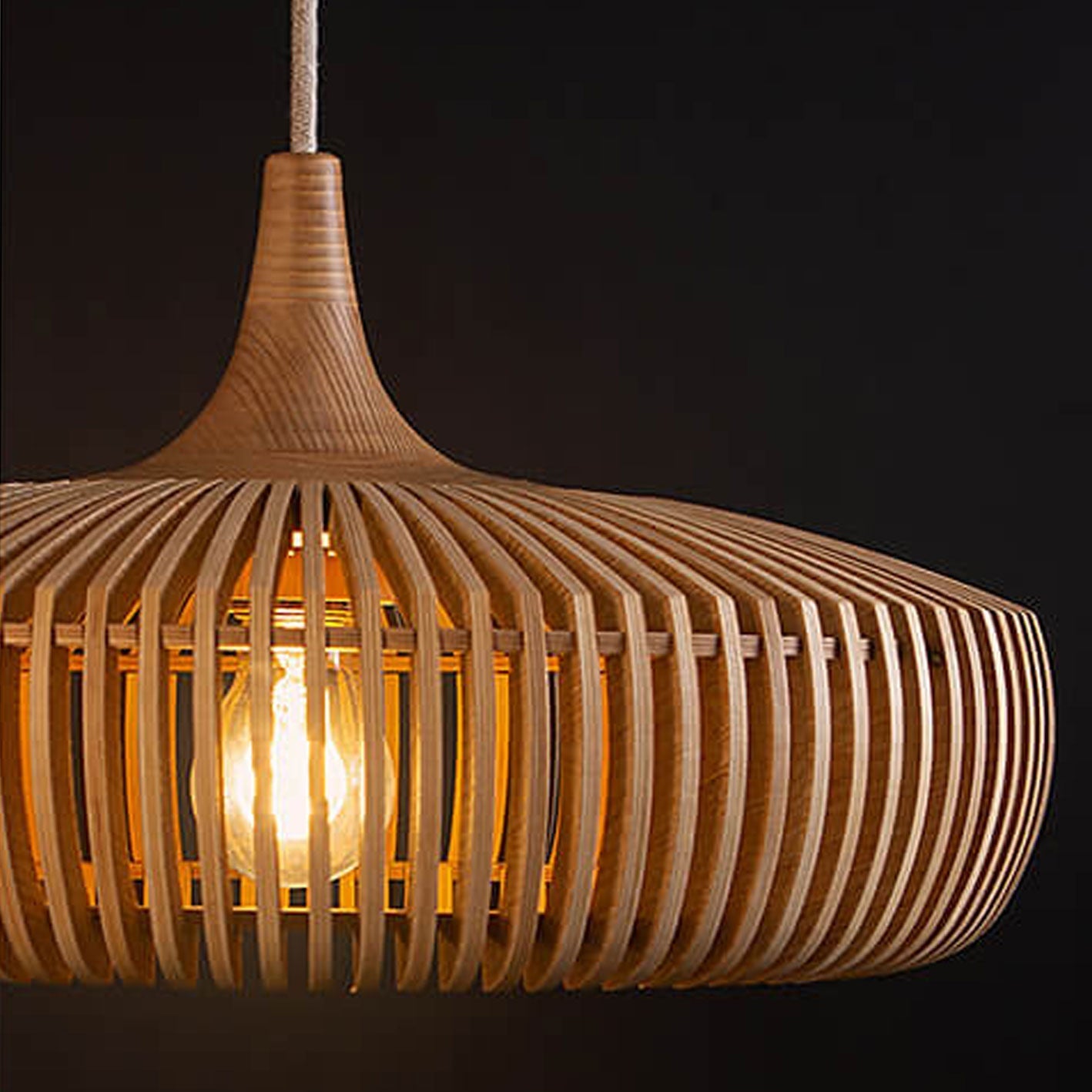 Suspension japonaise en bois naturel style vintage