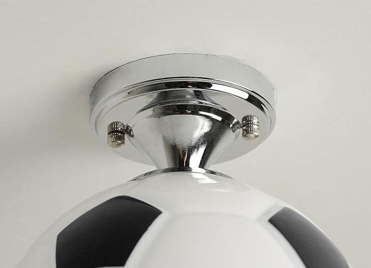 Suspension design ballon de football en verre moderne