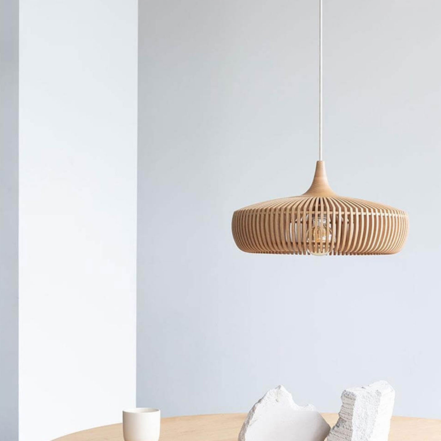 Suspension japonaise en bois naturel style vintage