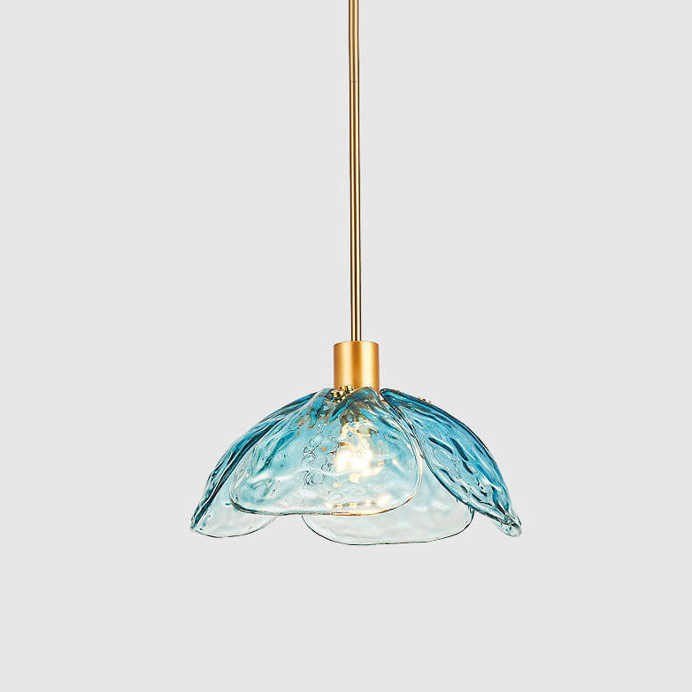 Suspension moderne en verre floral avec finition dorée