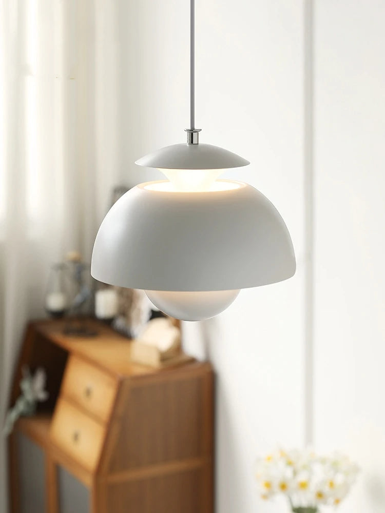 Suspension design moderne métal noir forme dôme