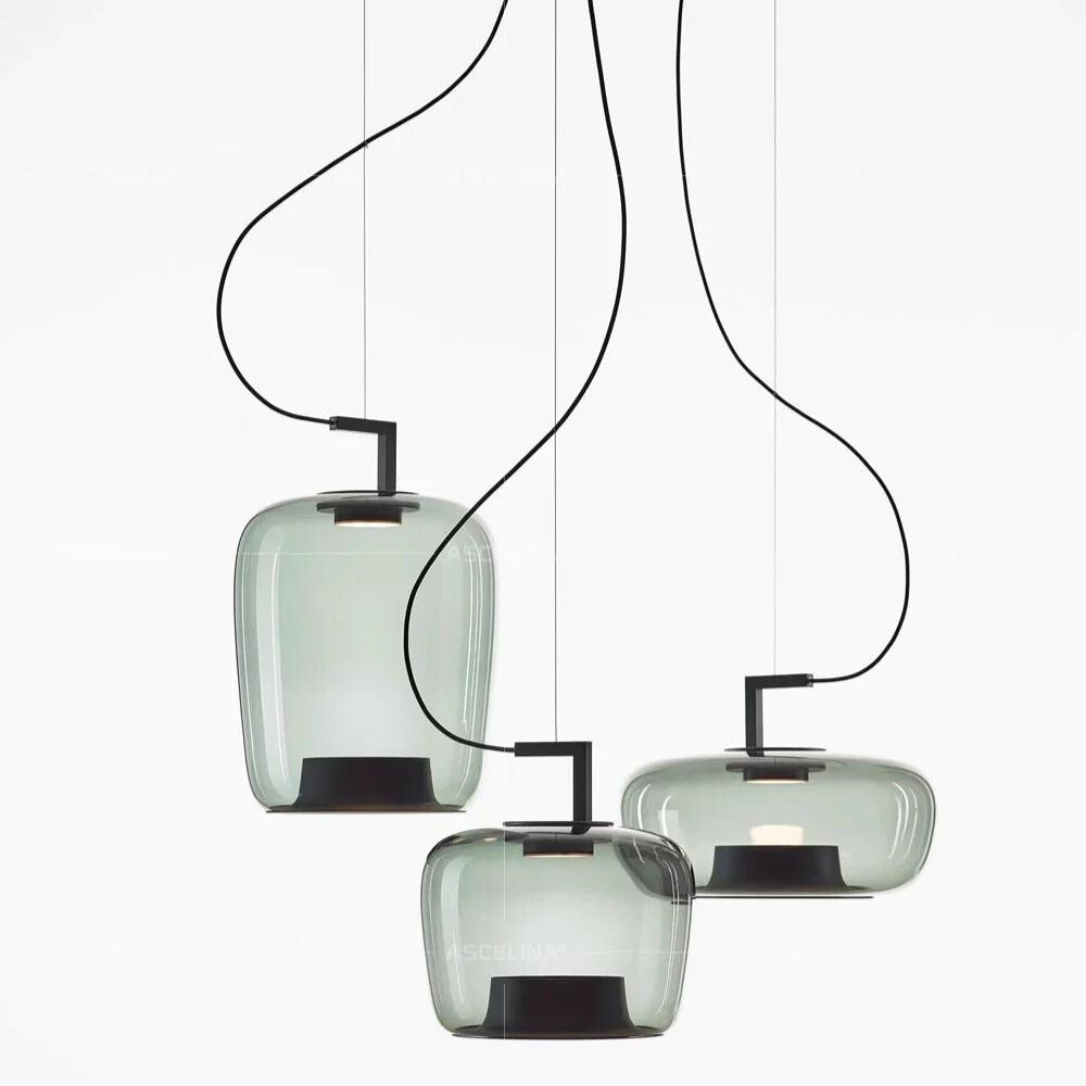 Suspension design en verre coloré et métal noir