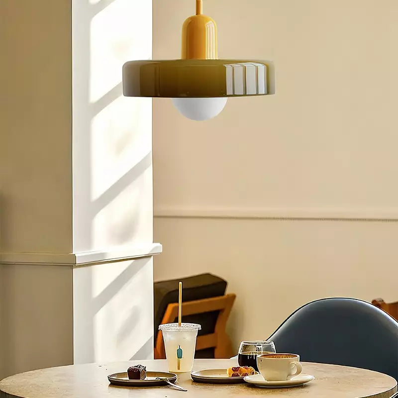 Suspension design moderne bicolore en verre coloré