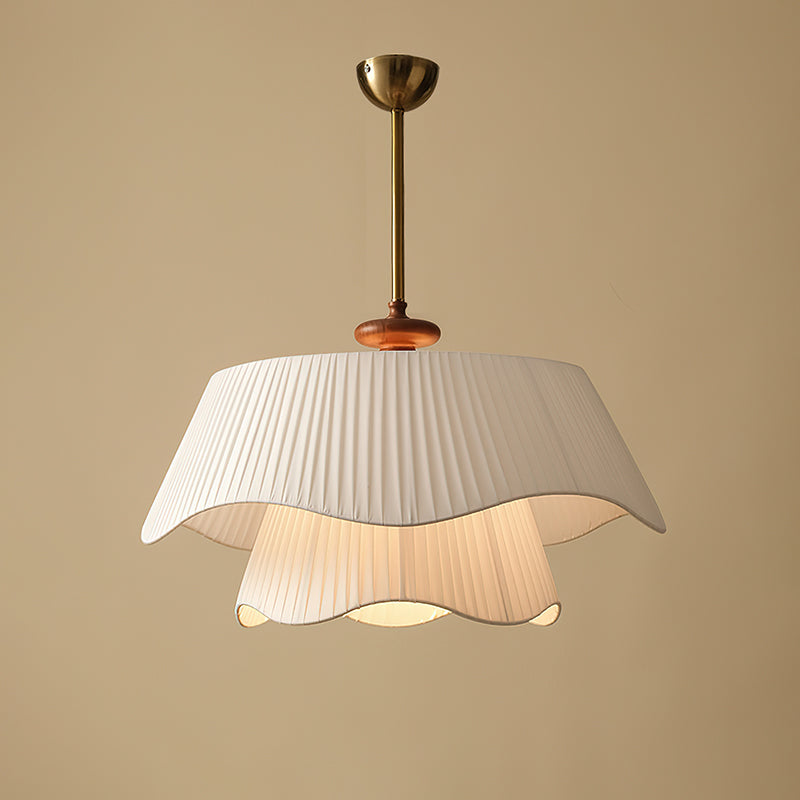 Suspension vintage dorée plissée en métal et tissu