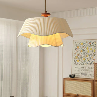 Suspension vintage dorée plissée en métal et tissu