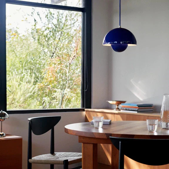 Suspension design demi-sphère métal contemporaine