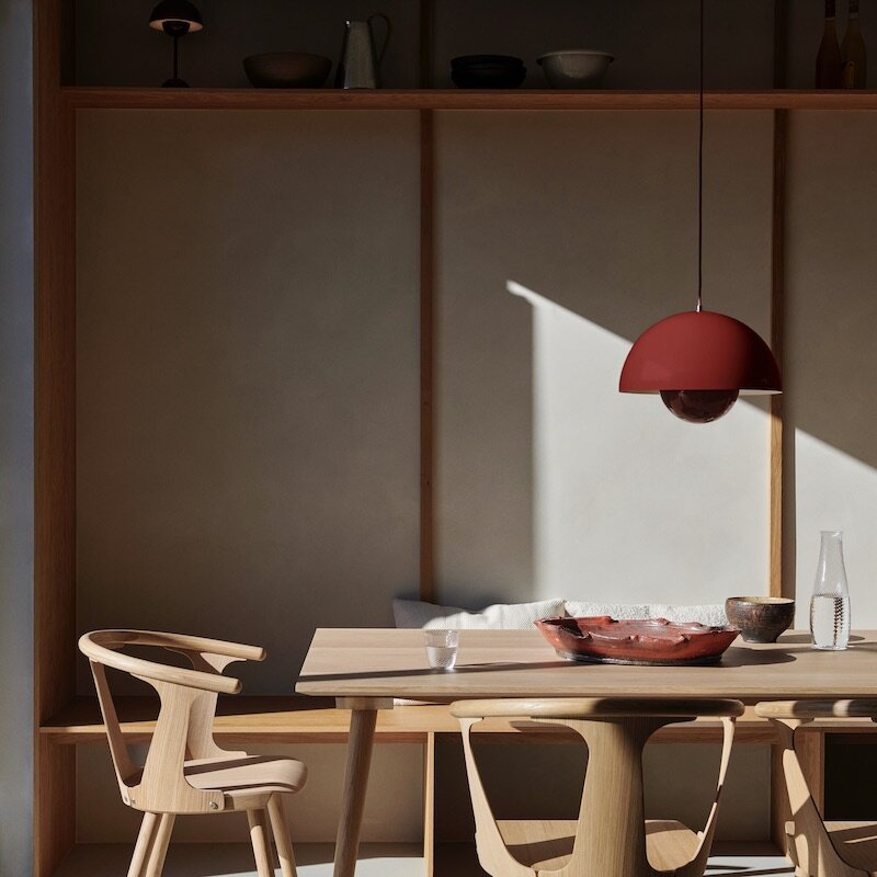 Suspension design demi-sphère métal contemporaine