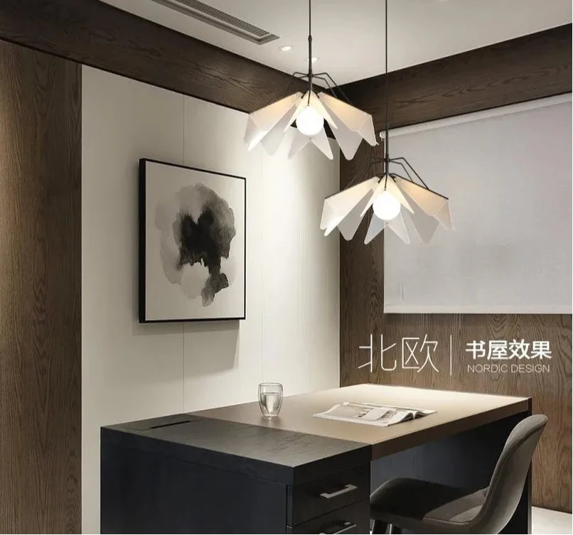 Suspension design moderne pétales acrylique et métal