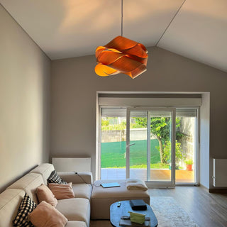Suspension design moderne en bois naturel torsadé