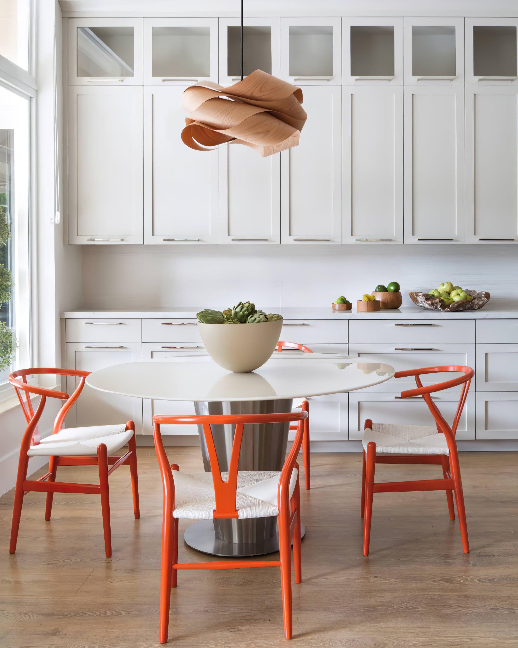 Suspension design moderne en bois naturel torsadé