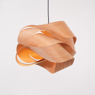 Suspension design moderne en bois naturel torsadé