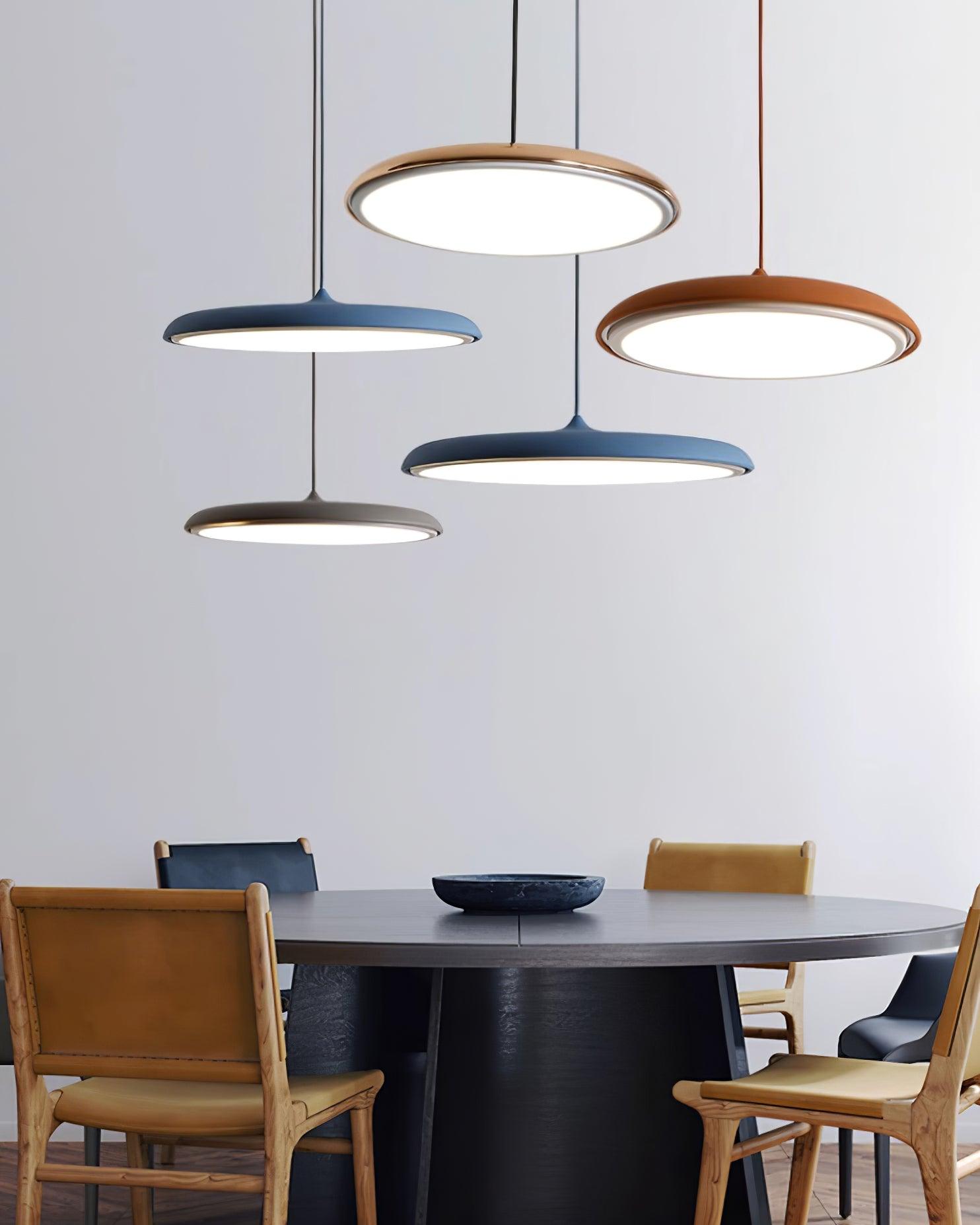 Suspension LED design moderne en métal orange
