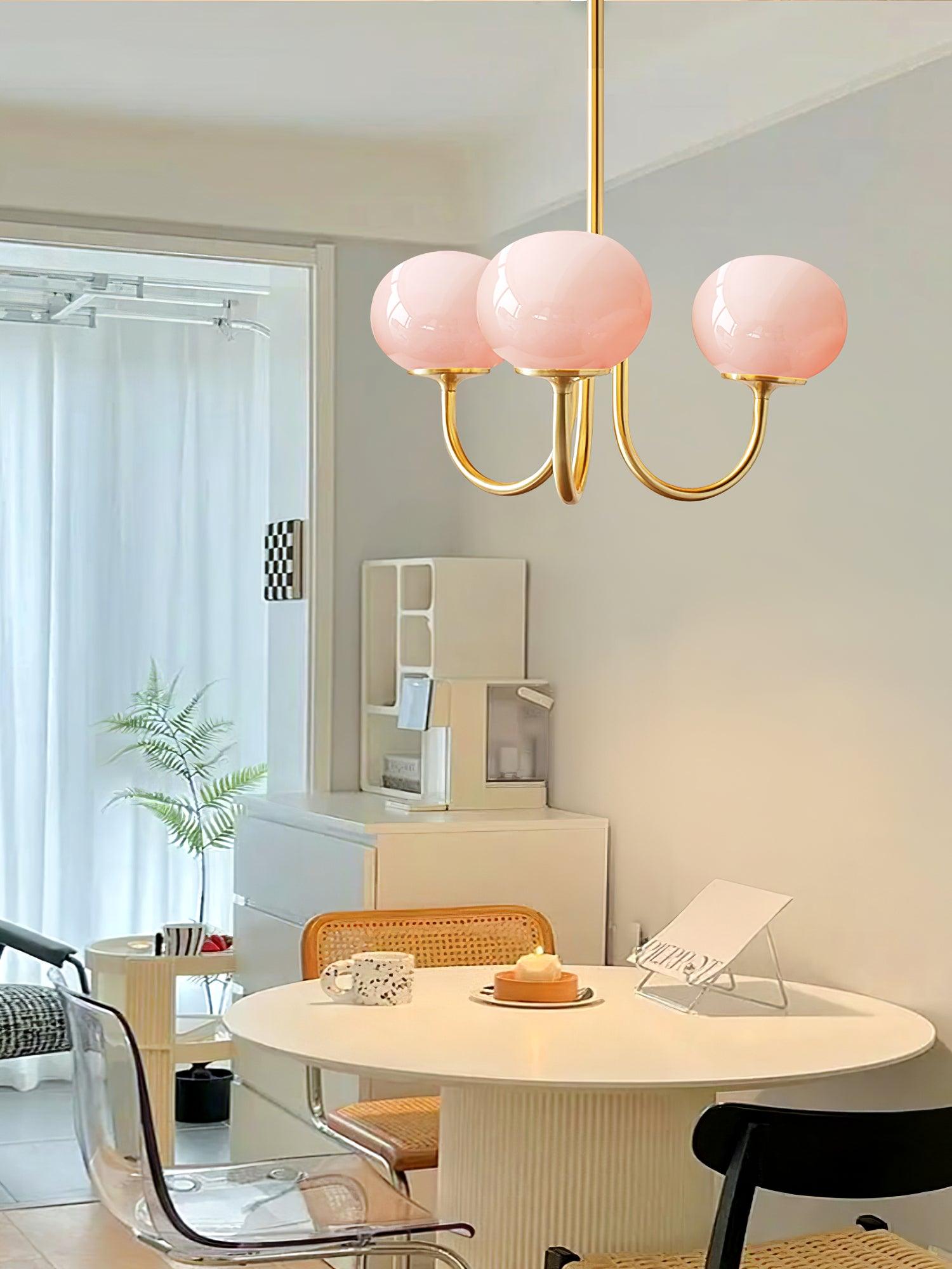 Suspension design dorée globes en verre rose