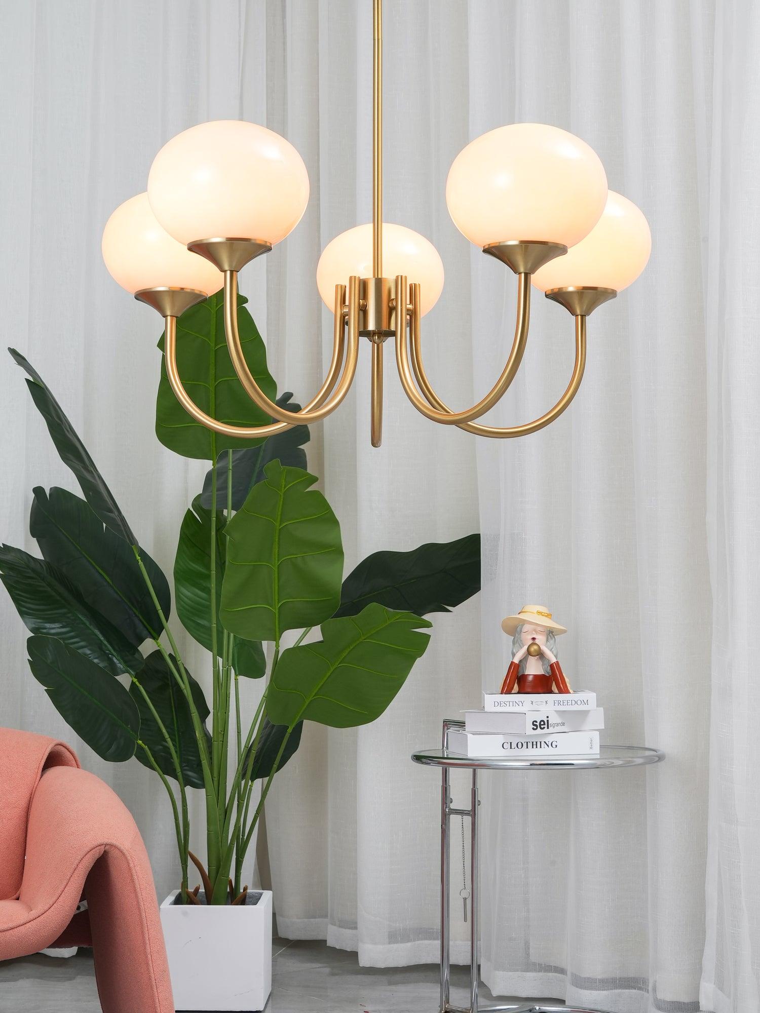 Suspension design dorée globes en verre rose