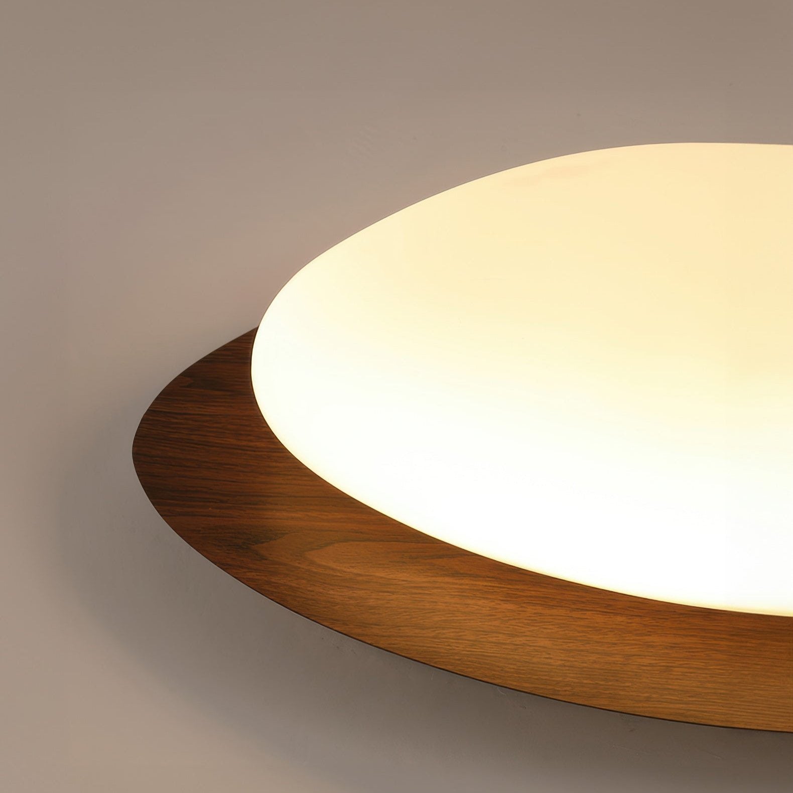 Plafonnier scandinave LED en bois grain noyer