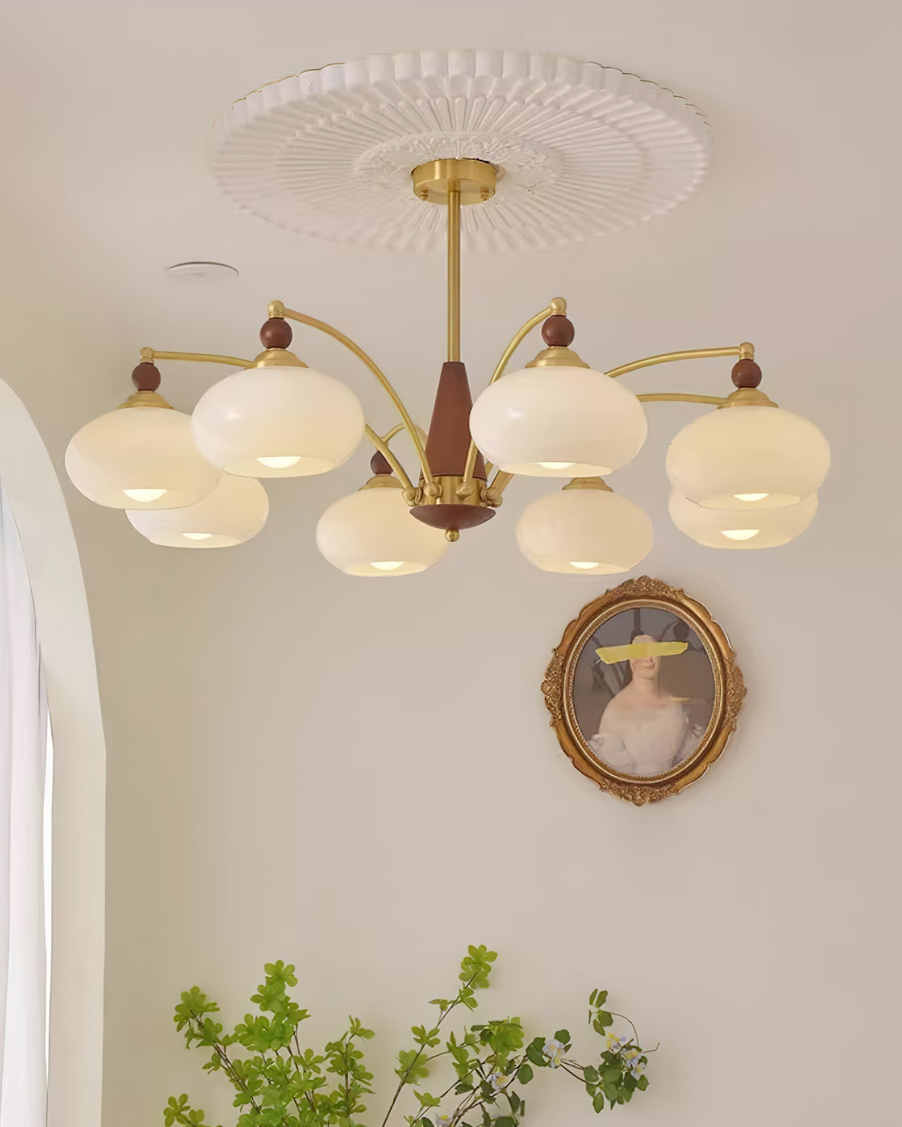 Suspension vintage dorée à globes jaunes multiples
