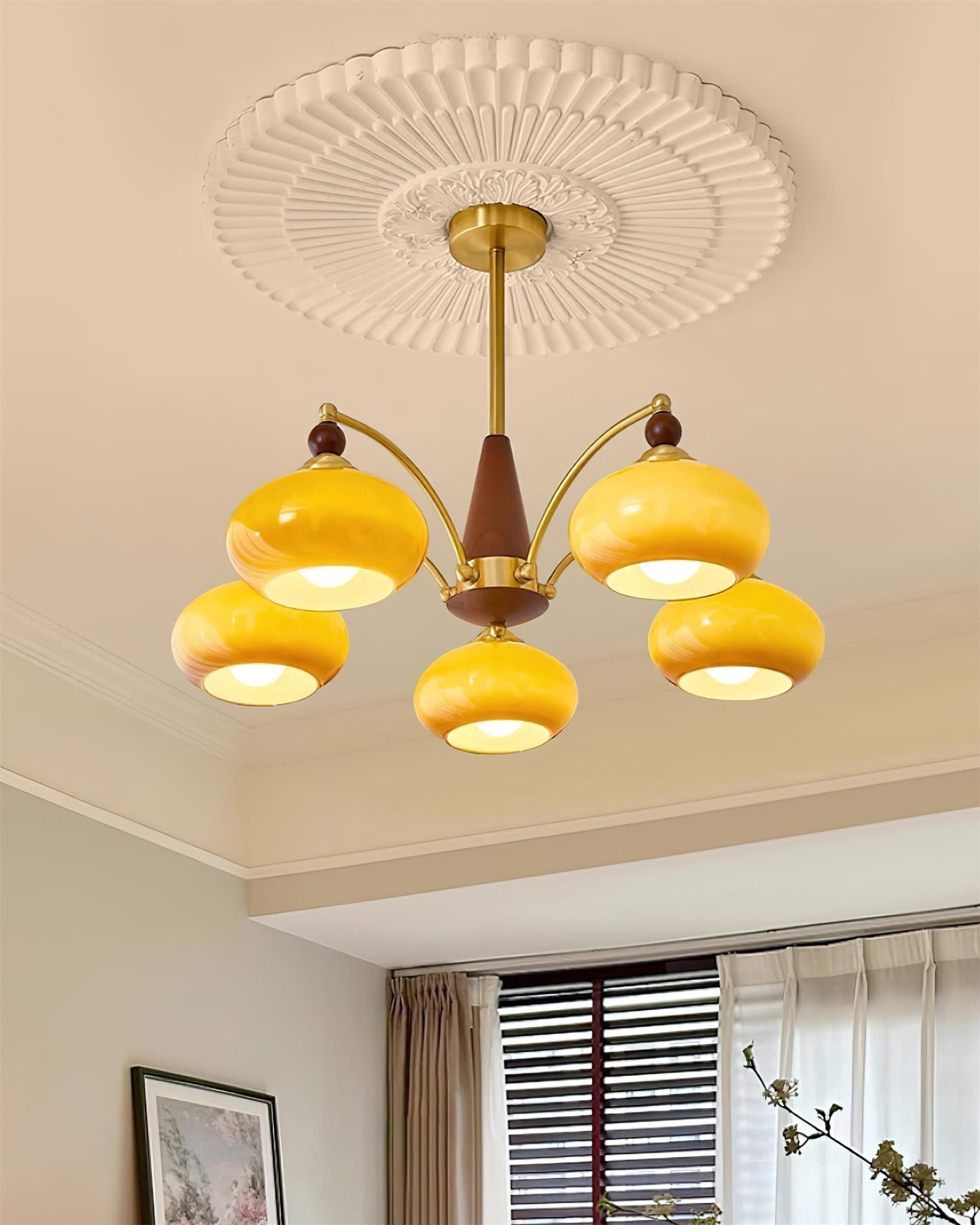 Suspension vintage dorée à globes jaunes multiples