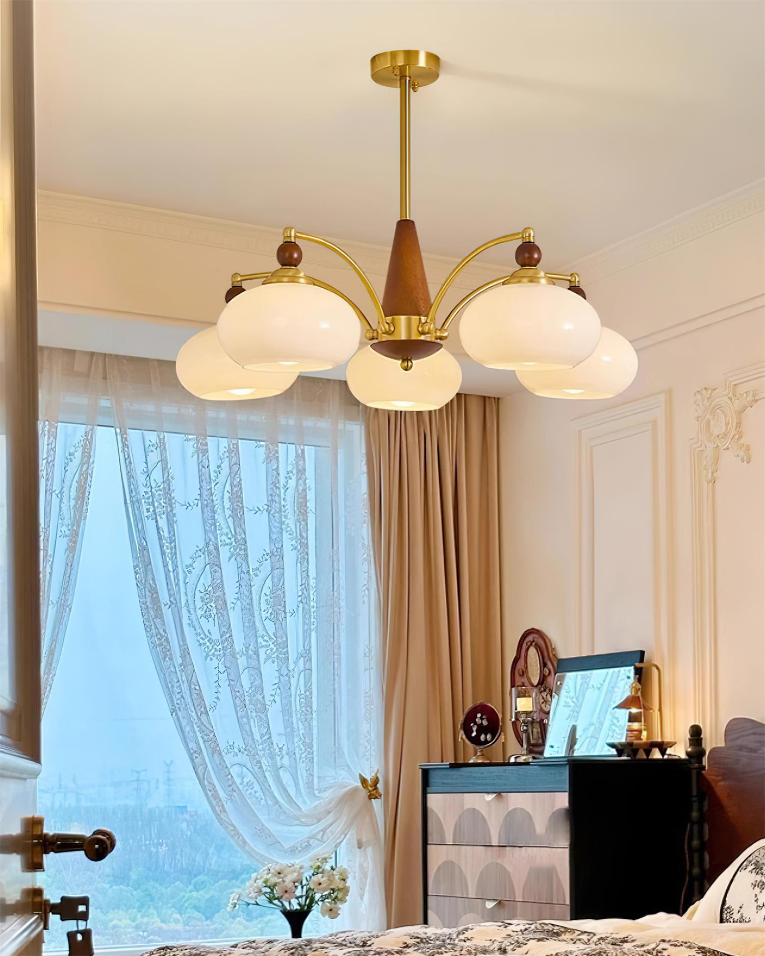 Suspension vintage dorée à globes jaunes multiples