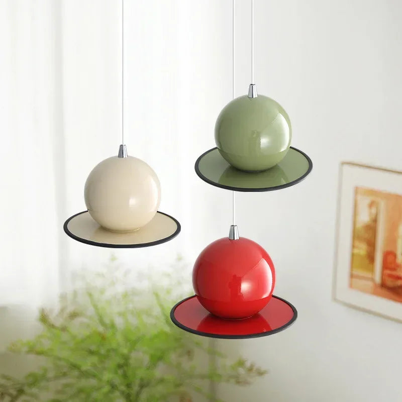 Suspension design moderne boule métal et verre blanc