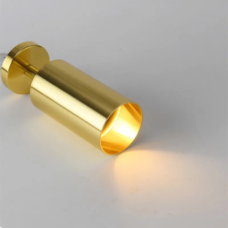 Spot LED design ajustable en métal trois finitions