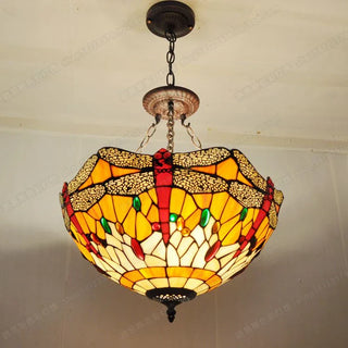 Suspension style Tiffany libellule en verre coloré