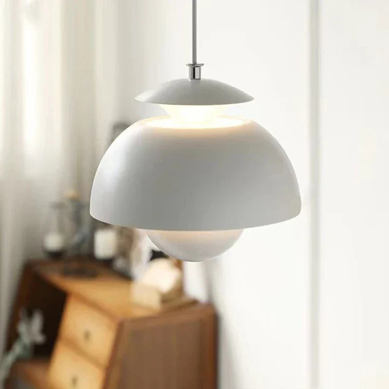 Suspension design moderne nordique en métal coloré