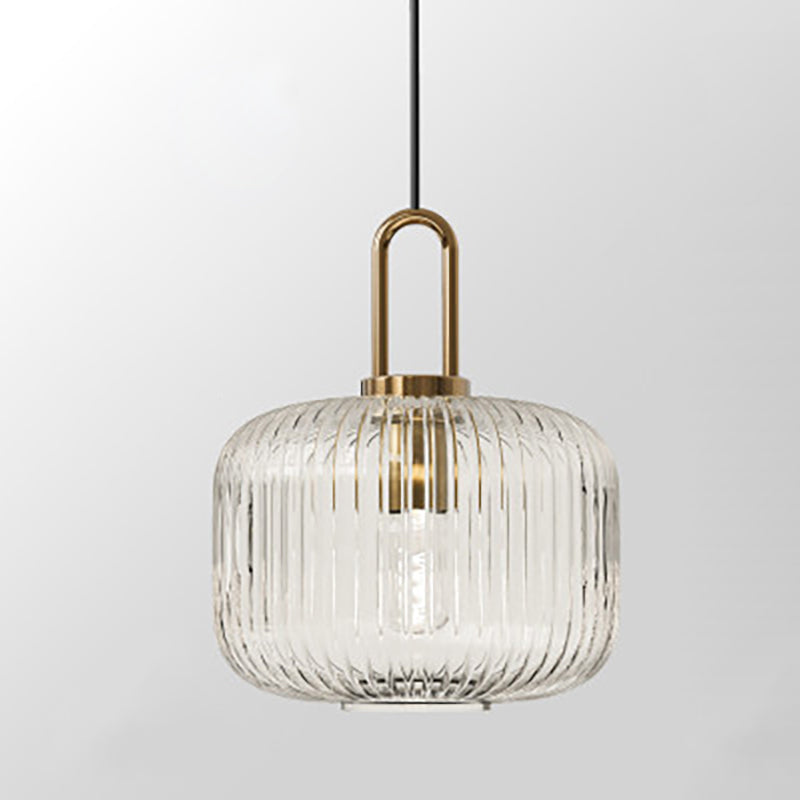Suspension design verre cannelé et finition dorée