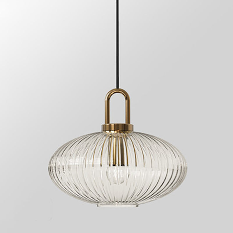 Suspension design verre cannelé et finition dorée