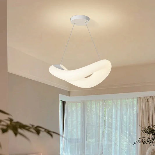 Suspension design moderne ondulante en métal blanc