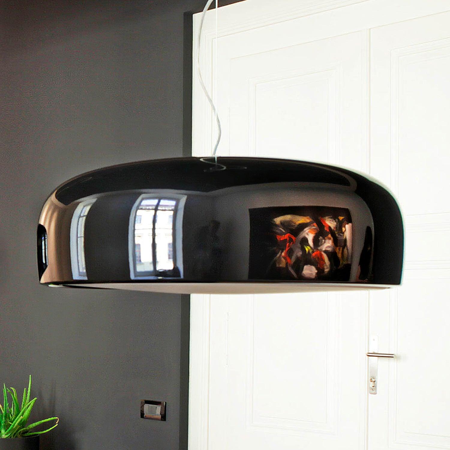 Suspension design moderne en métal noir brillant