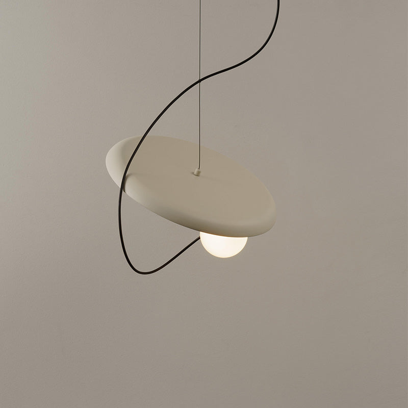 Suspension design moderne minimaliste en métal