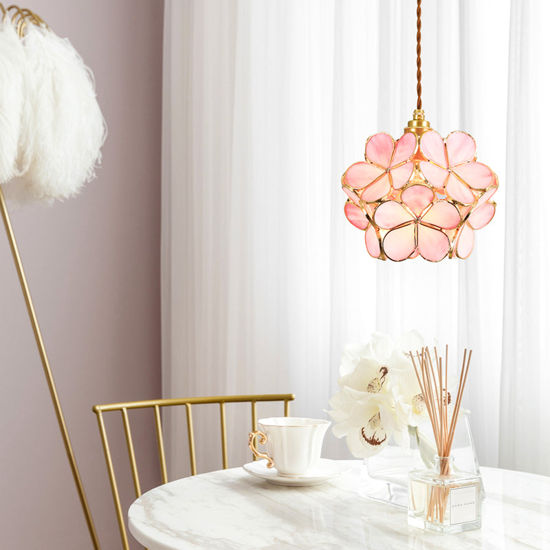 Suspension design florale en verre et métal doré