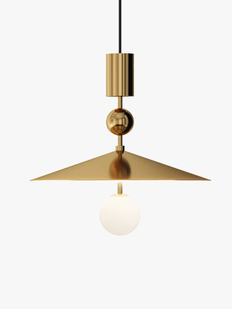 Suspension design moderne dorée avec abat-jour conique