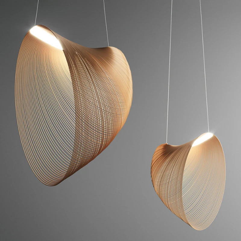 Suspension moderne en bois au design sophistiqué