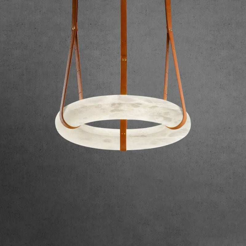 Suspension en cuivre et marbre naturel au design minimaliste