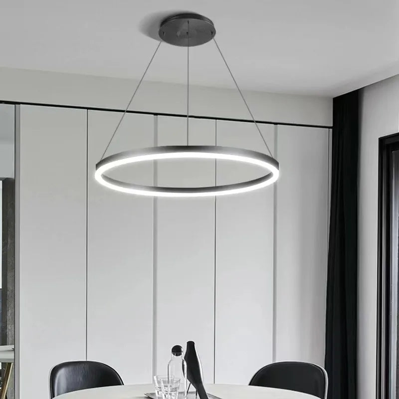 Suspension plafonnier circulaire au design moderne