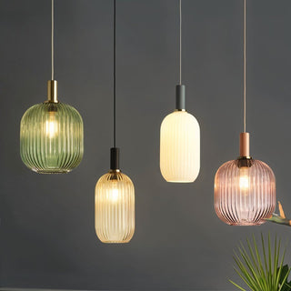 Suspension design verre cannelé et métal doré