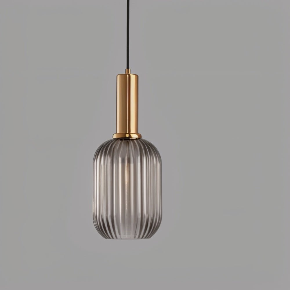 Suspension design verre cannelé et métal doré