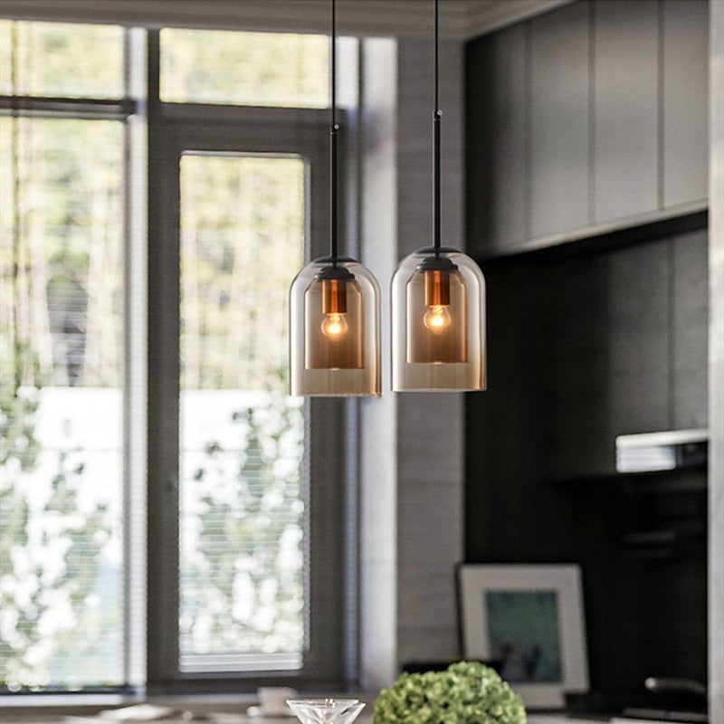 Suspension design en verre doublé en forme de cloche