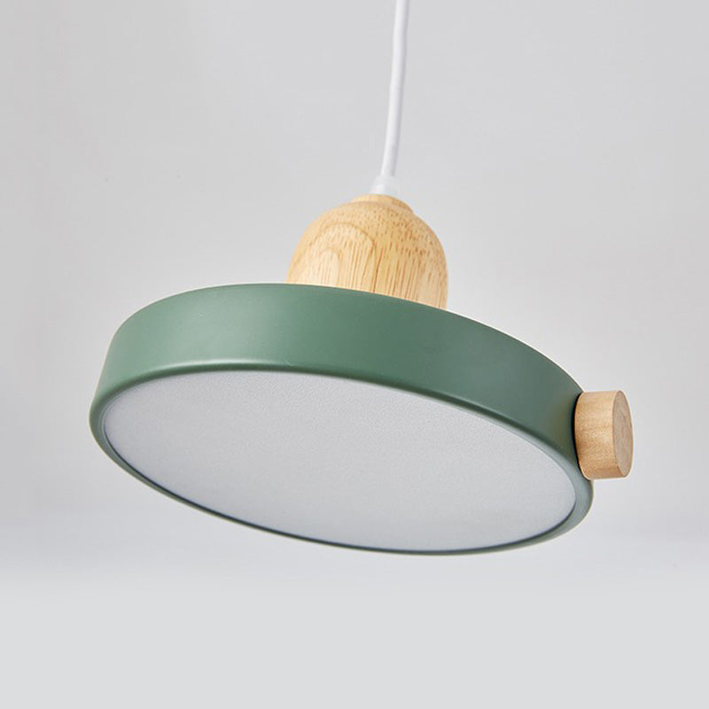 Suspension LED scandinave plate bois et colorée