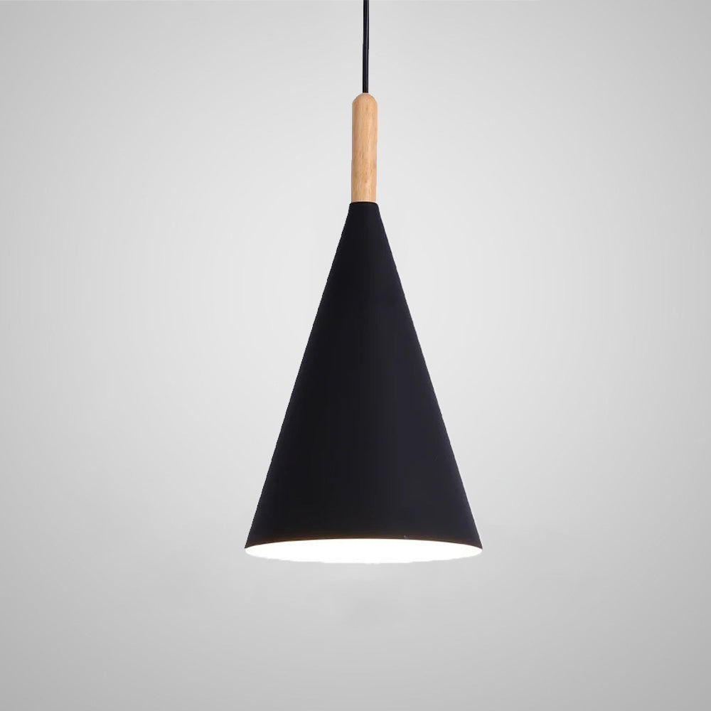 Suspension scandinave bois en forme de cone coloré
