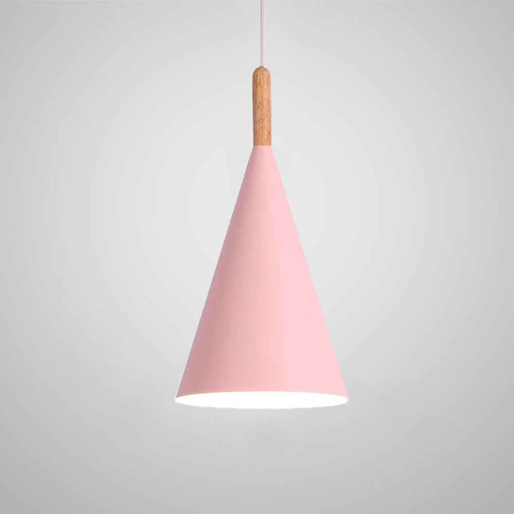 Suspension scandinave bois en forme de cone coloré