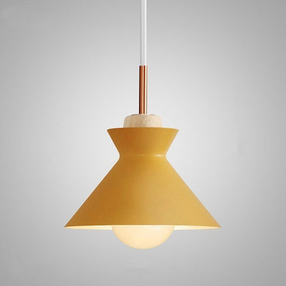 Suspension scandinave design industrielle bois et métal coloré