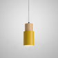 Suspension scandinave minimaliste en bois massif et colorée